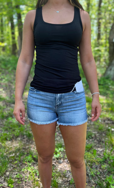 LAYERING TANK - BLACK